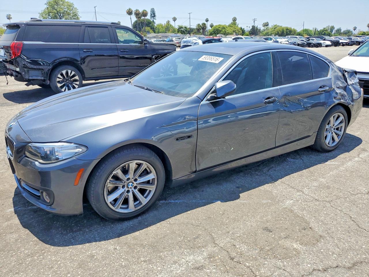 2016 BMW 528