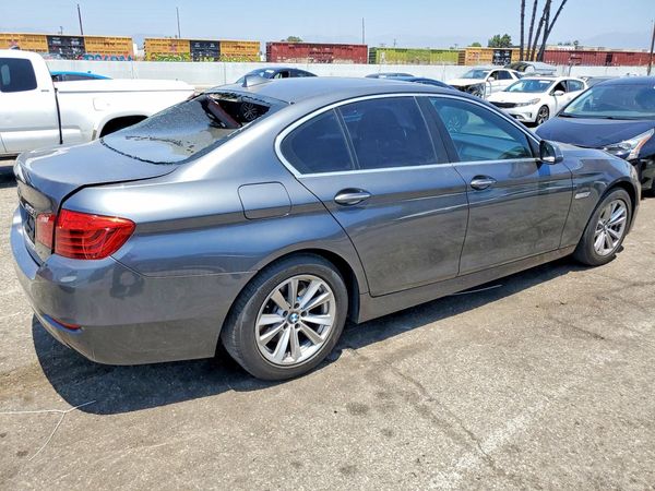 2016 BMW 528