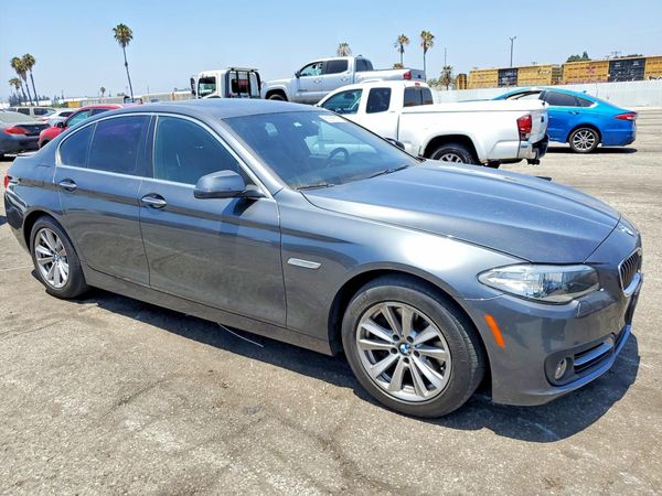 2016 BMW 528