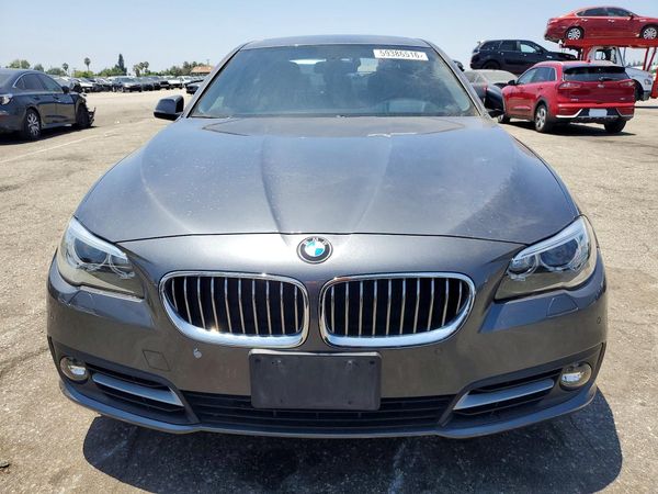 2016 BMW 528
