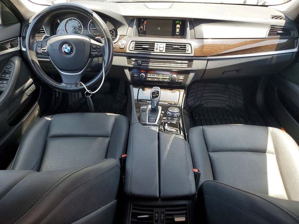 2016 BMW 528
