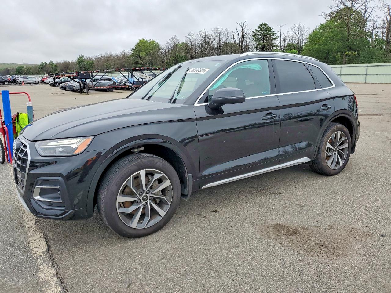 2021 AUDI Q5 quattro Premium