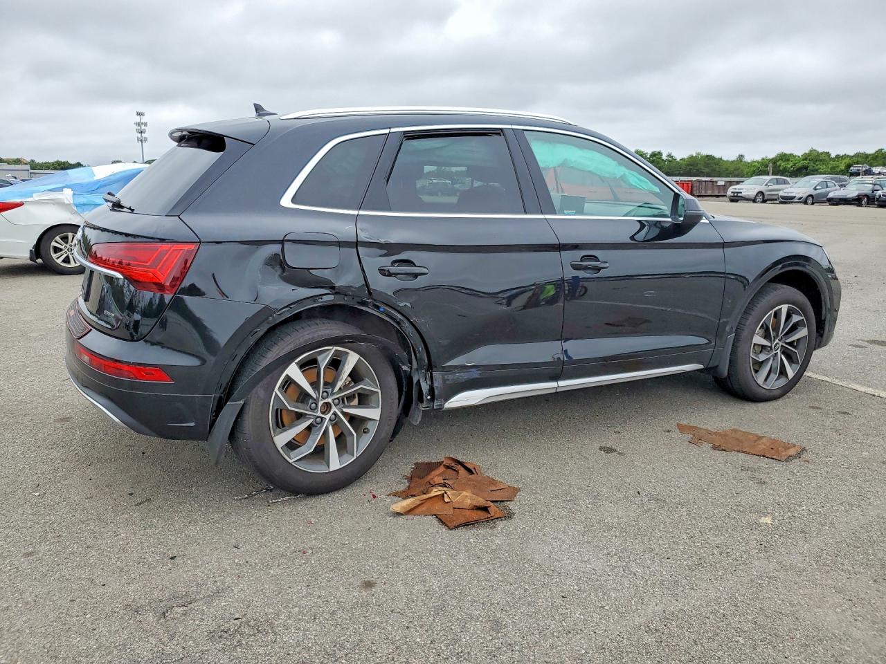2021 AUDI Q5 quattro Premium