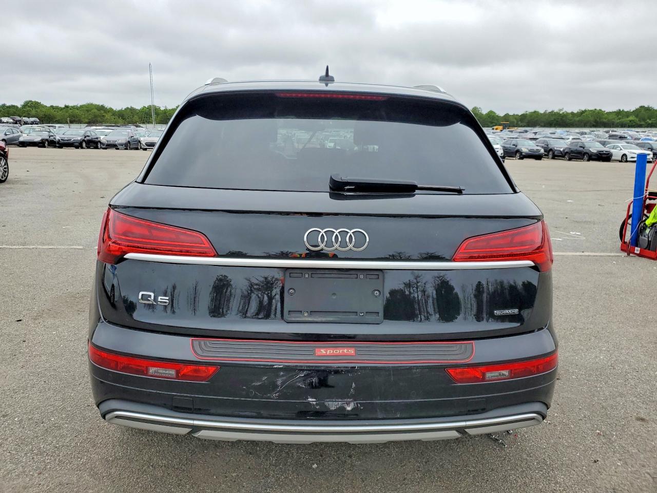 2021 AUDI Q5 quattro Premium