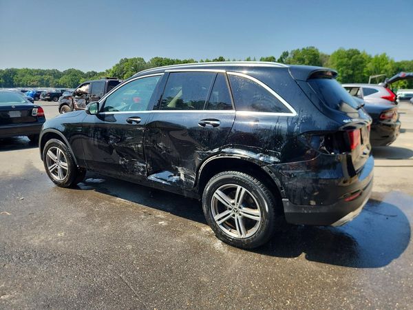 2022 MERCEDES-BENZ GLC