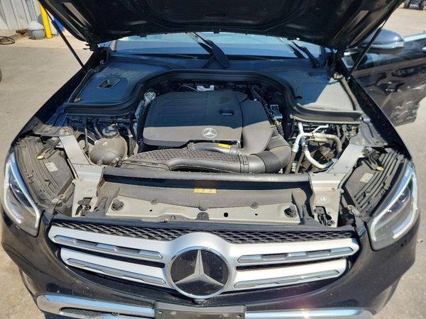 2022 MERCEDES-BENZ GLC