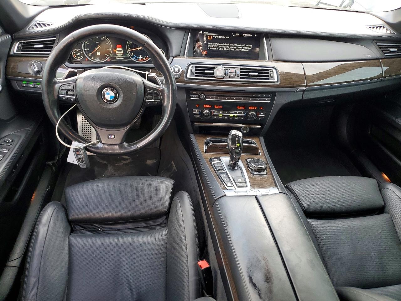 2015 BMW 750