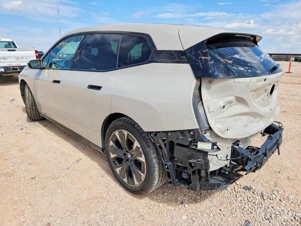 2026 BMW IX