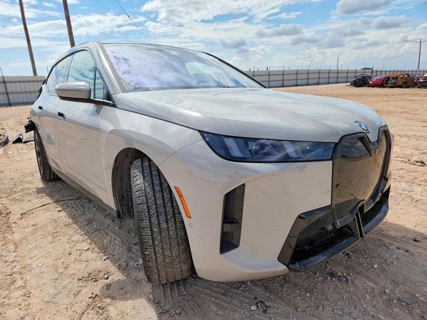 2026 BMW IX