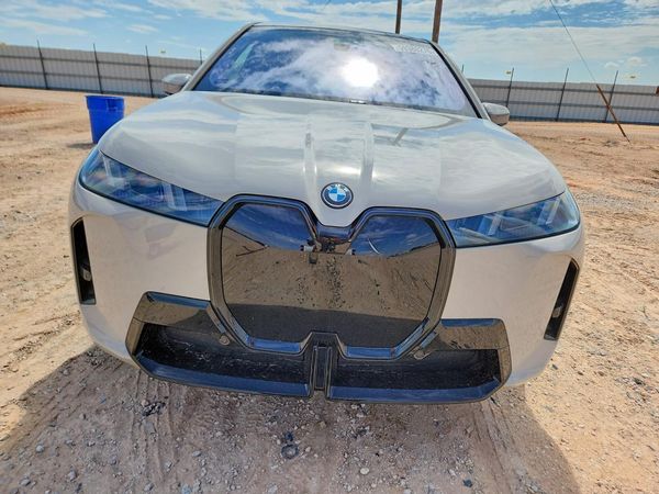 2026 BMW IX