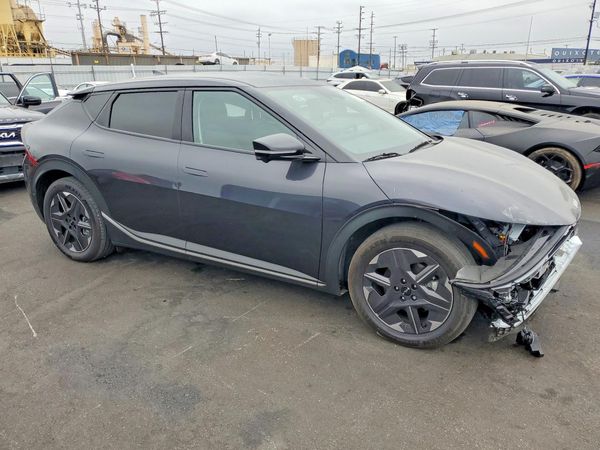 2025 KIA EV6
