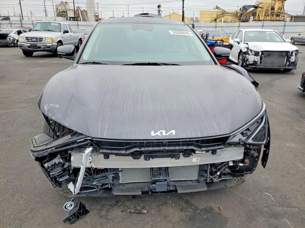 2025 KIA EV6