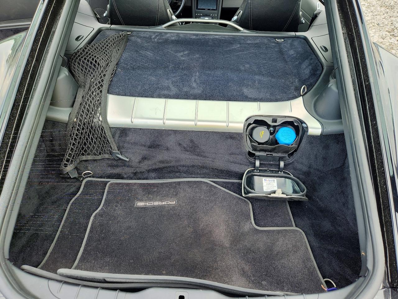 2011 PORSCHE CAYMAN