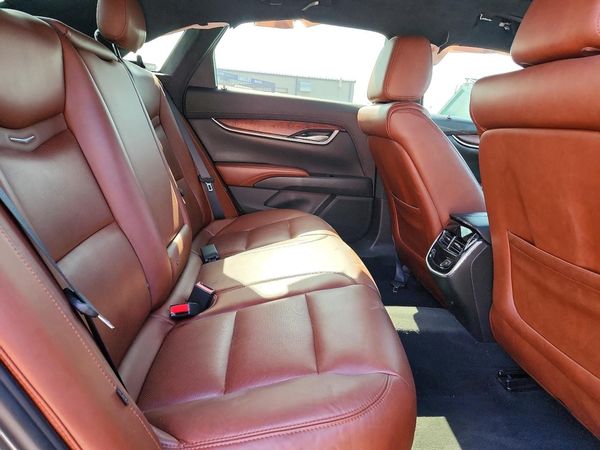 2017 CADILLAC XTS