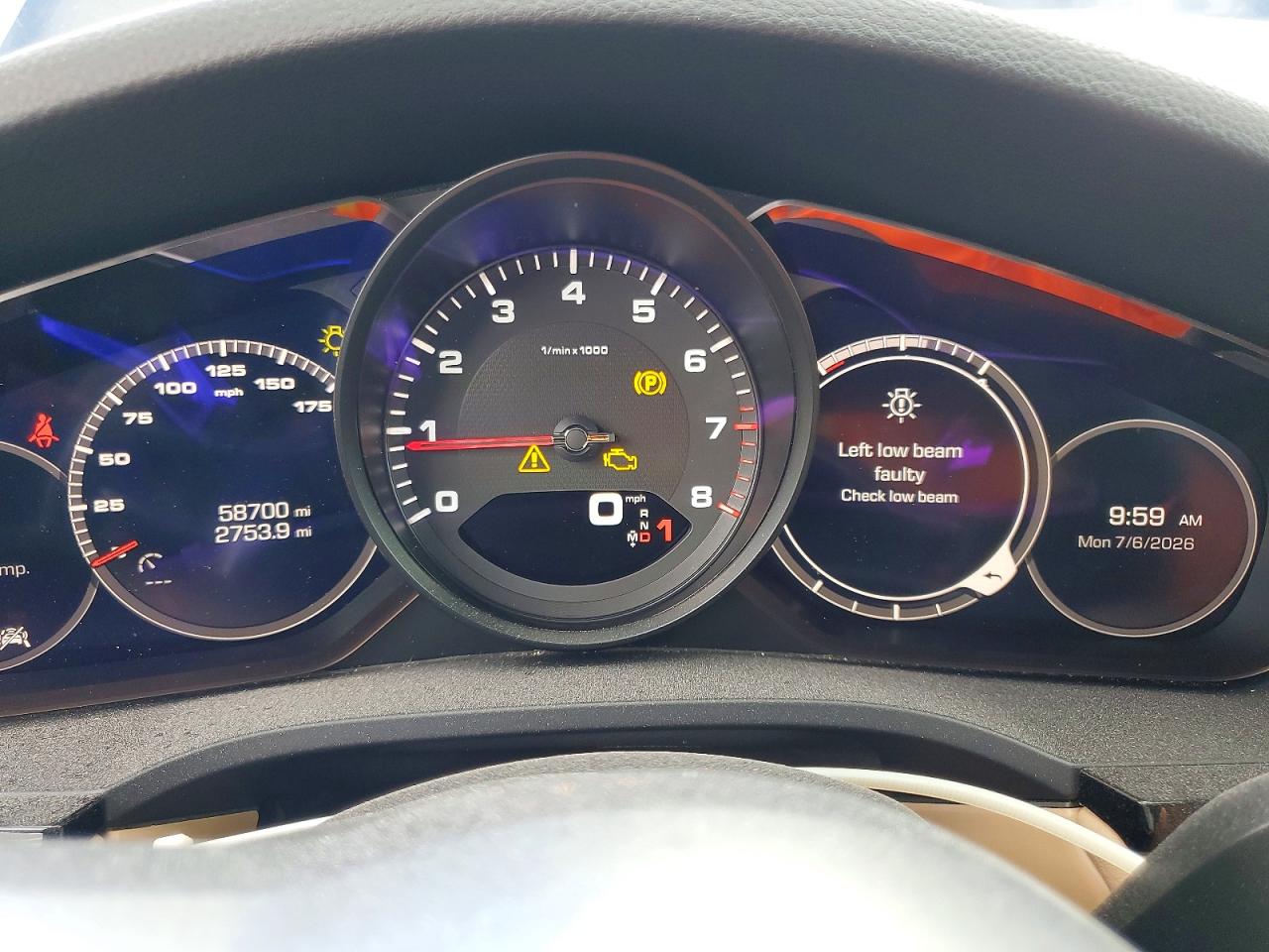 2019 PORSCHE CAYENNE