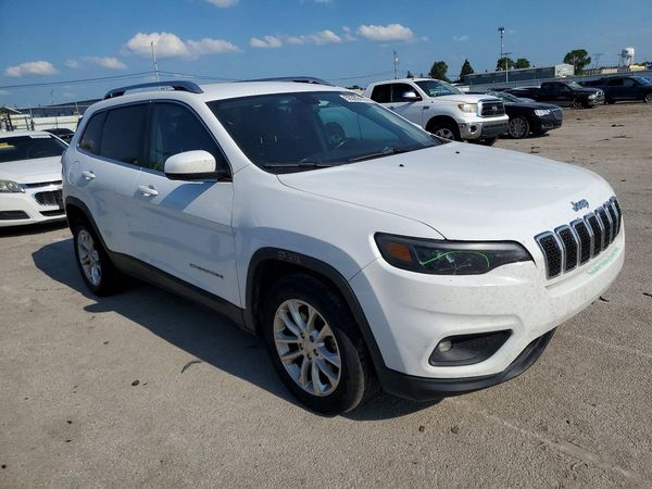 2019 JEEP CHEROKEE LATITUDE FWD