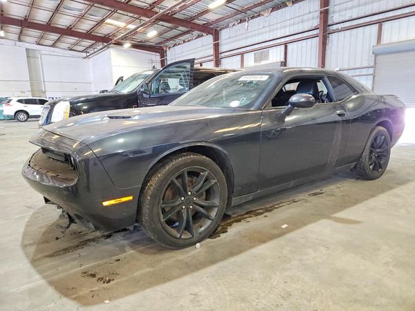 2016 DODGE CHALLENGER SXT