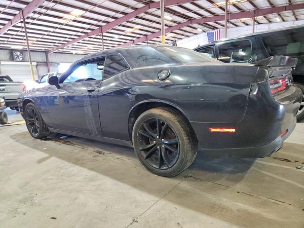 2016 DODGE CHALLENGER SXT