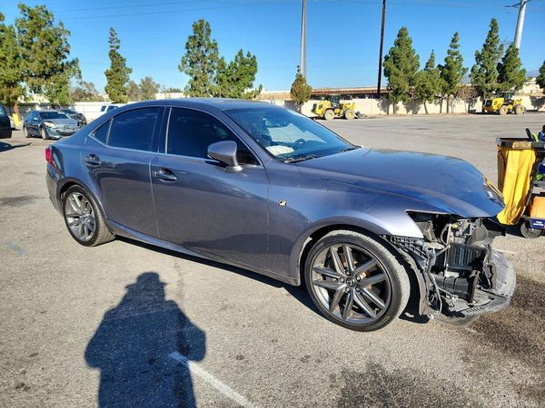 2016 LEXUS IS 200t