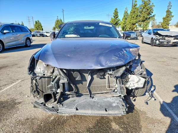 2016 LEXUS IS 200t