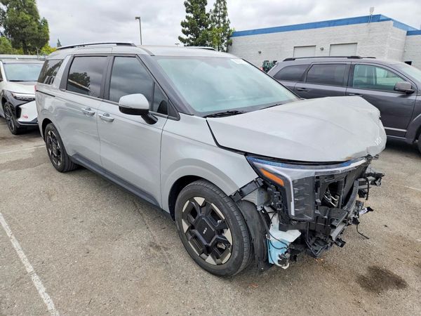 2025 KIA CARNIVAL