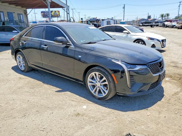 2022 CADILLAC CT4 Luxury