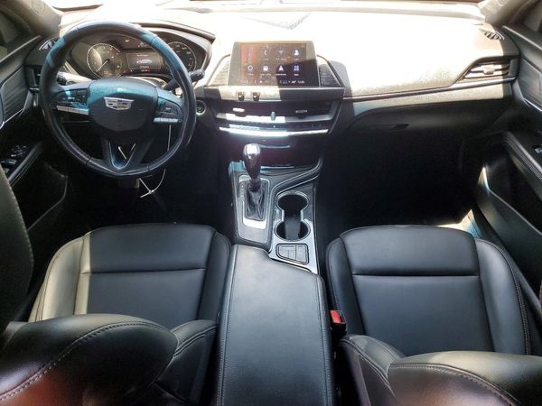 2022 CADILLAC CT4 Luxury