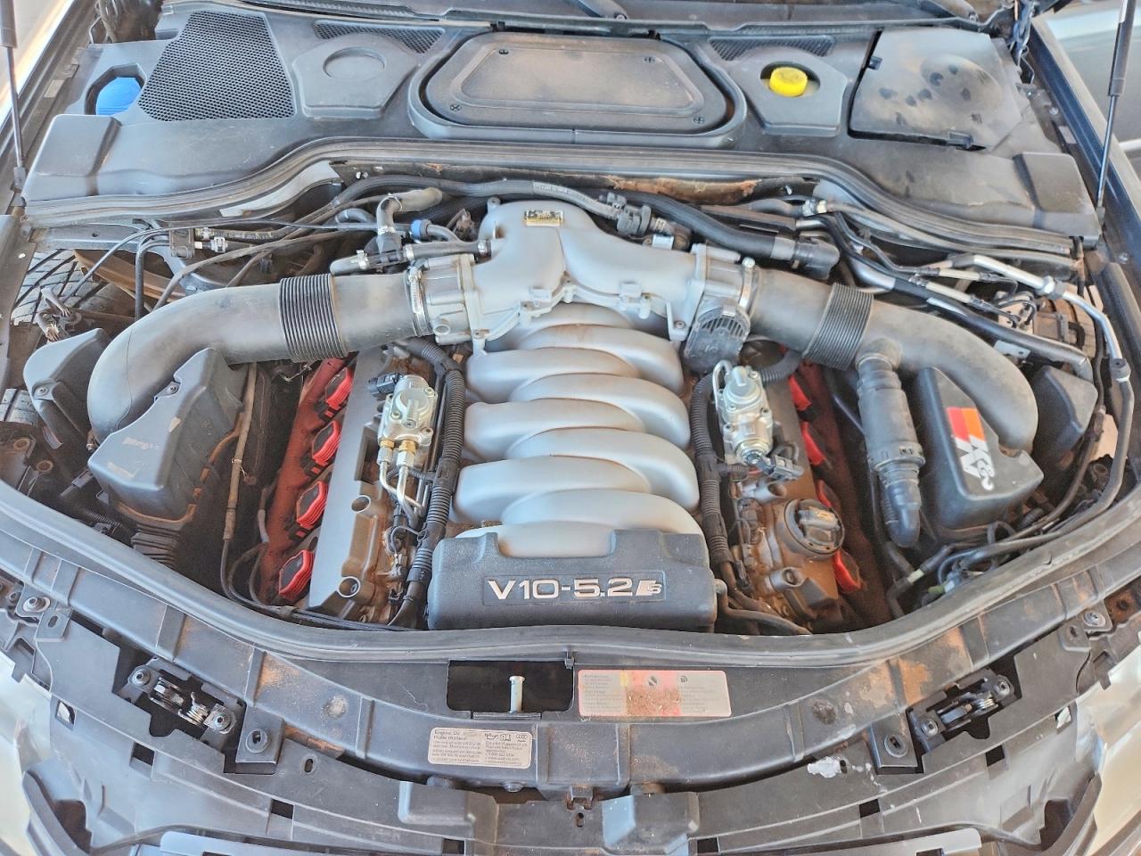 2007 AUDI S8