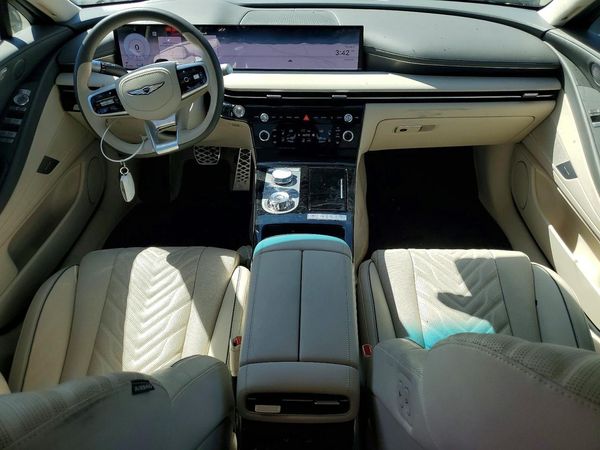 2025 GENESIS G80