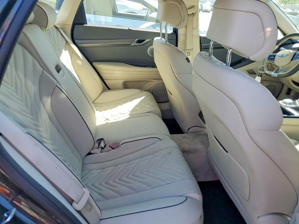 2025 GENESIS G80