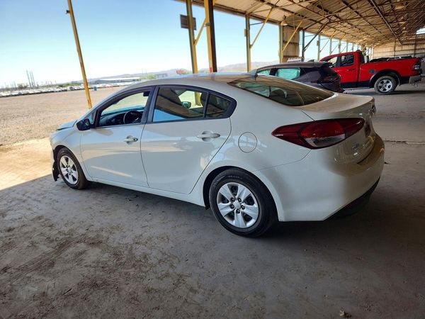 2017 KIA FORTE LX Base