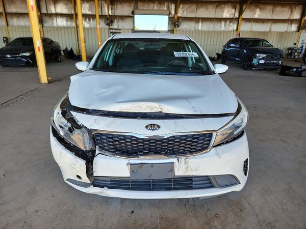 2017 KIA FORTE LX Base