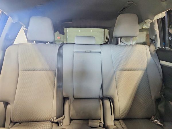 2017 TOYOTA HIGHLANDER LE/LE Plus