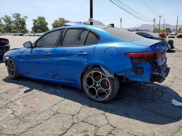 2022 ALFA ROMEO GIULIA TI RWD