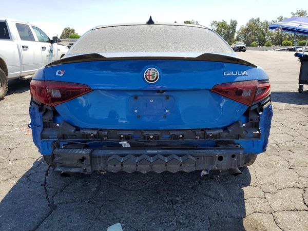 2022 ALFA ROMEO GIULIA TI RWD