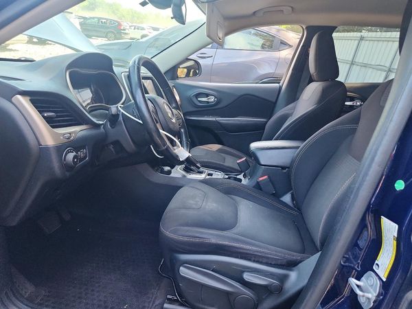 2016 JEEP CHEROKEE LATITUDE 4X4