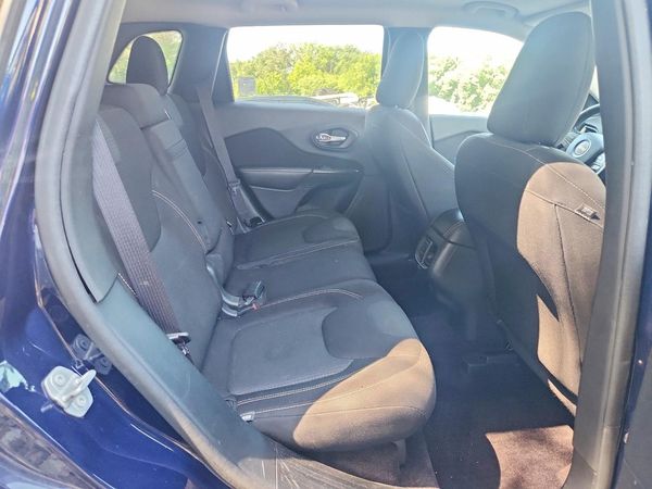 2016 JEEP CHEROKEE LATITUDE 4X4