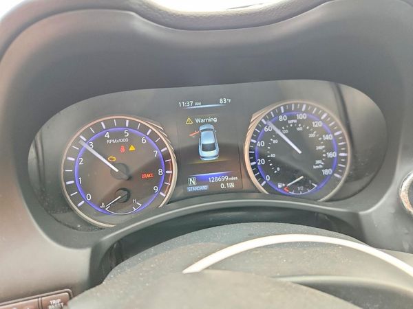 2015 INFINITI Q50