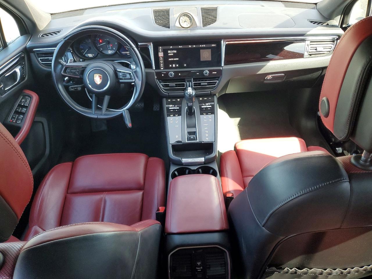 2023 PORSCHE MACAN