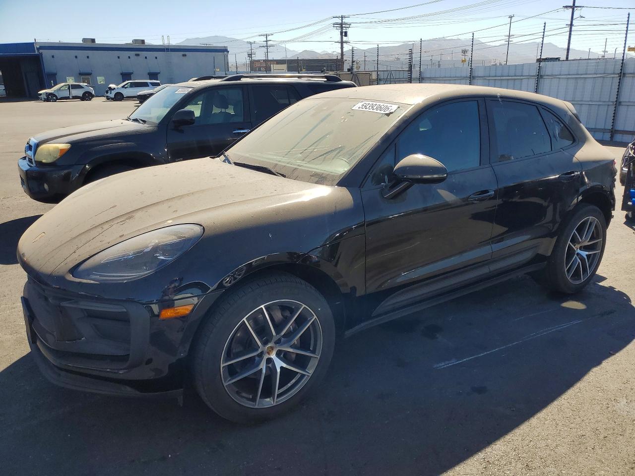 2023 PORSCHE MACAN