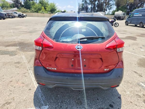 2020 NISSAN KICKS