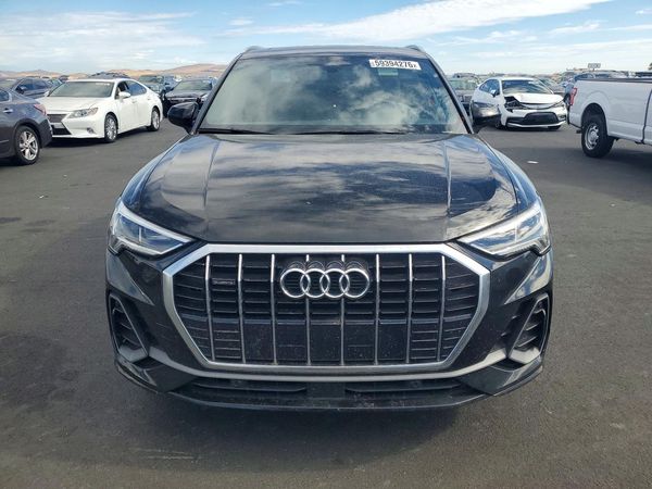 2021 AUDI Q3