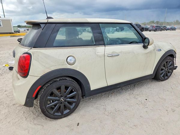 2019 MINI COOPER