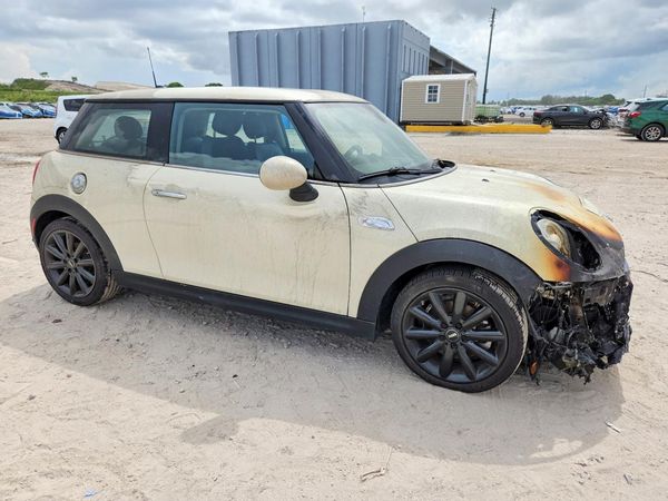 2019 MINI COOPER