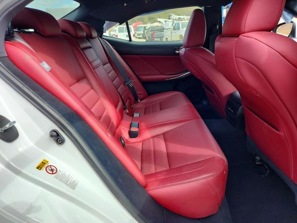 2016 LEXUS IS 200t