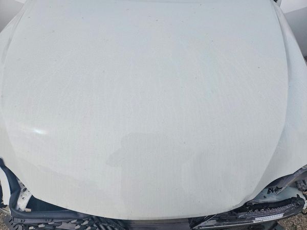 2016 LEXUS IS 200t
