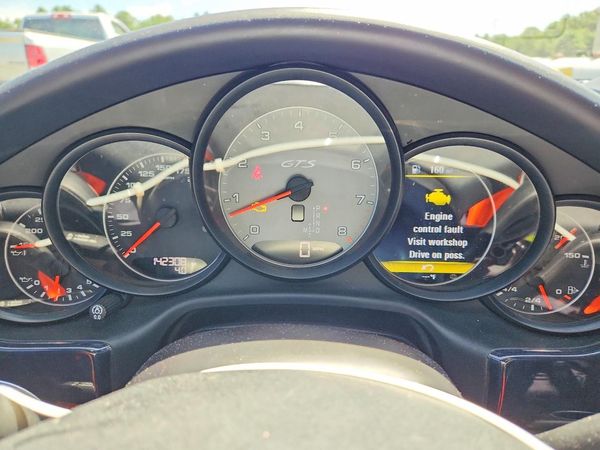 2016 PORSCHE PANAMERA