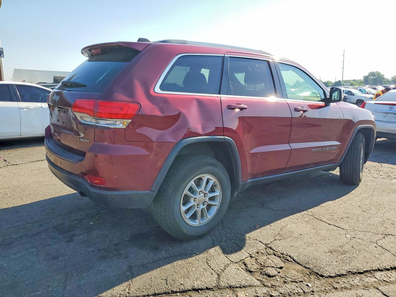 2019 JEEP GRAND CHEROKEE LAREDO 4X4