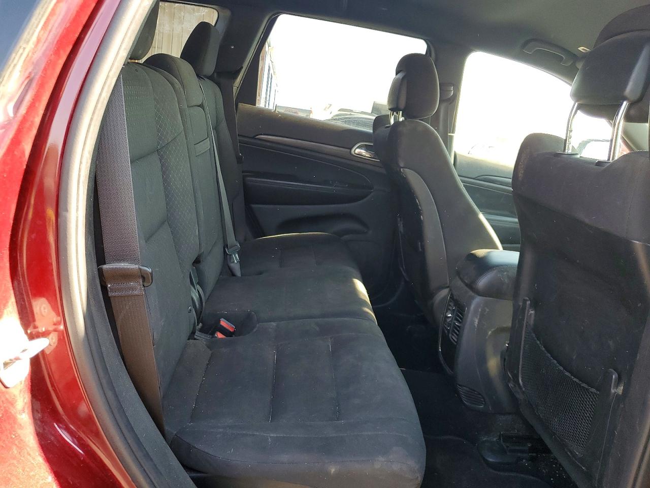 2019 JEEP GRAND CHEROKEE LAREDO 4X4