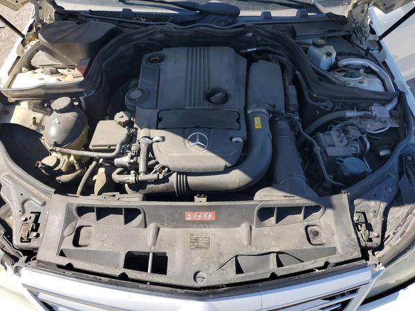 2012 MERCEDES-BENZ C C250